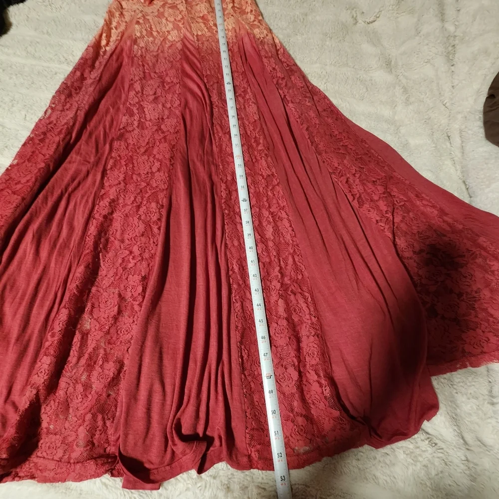 Indigo Thread Co Maxi Slip Dress Sz S NWT Peach/Burgandy Ombre Floral Lace Boho - Picture 3 of 7